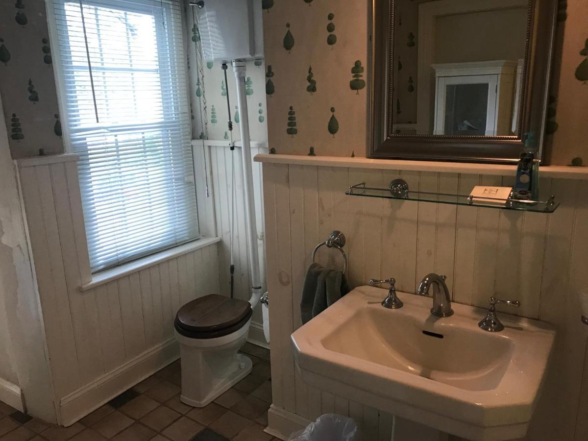 Bed and Breakfast Wild Wisteria Chadds Ford Exterior foto